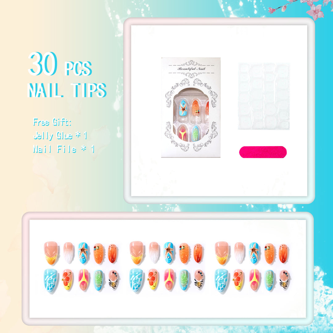 Küsteninspiriertes Nageldesign