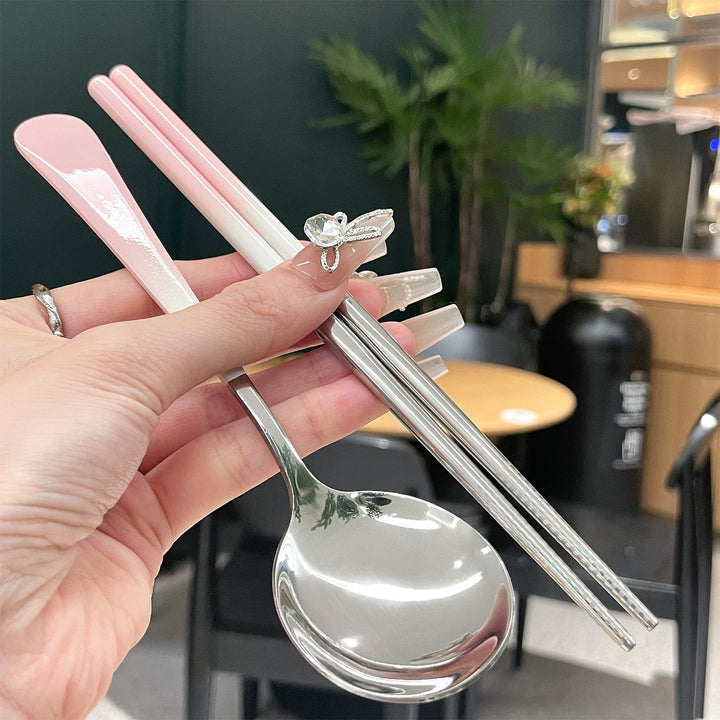 Tragbares Besteckset In Hygienischer Aufbewahrungsbox Karnz