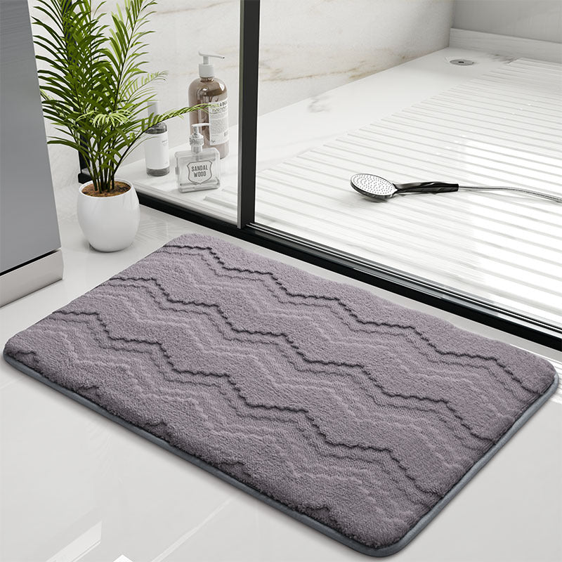 Stylische Chevron-Badmatte Karnz