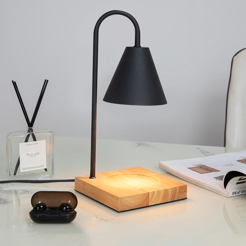 Minimalistische Tischlampe