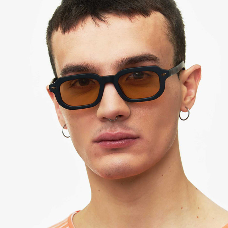 Damen quadratische Sonnenbrille mit hochglänzendem transparentem Rahmen und polarisierenden Gläsern Karnz