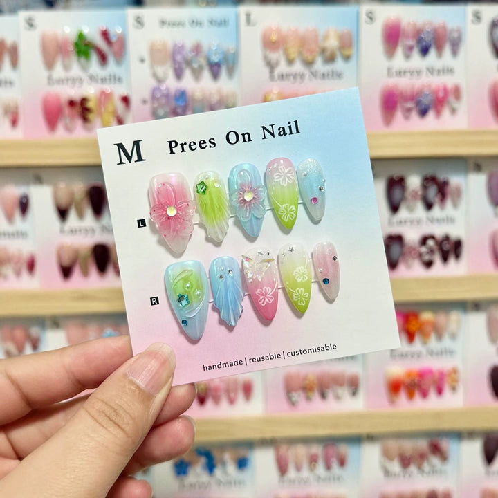 Handgefertigtes Blumendruck-Press-On-Nagelset