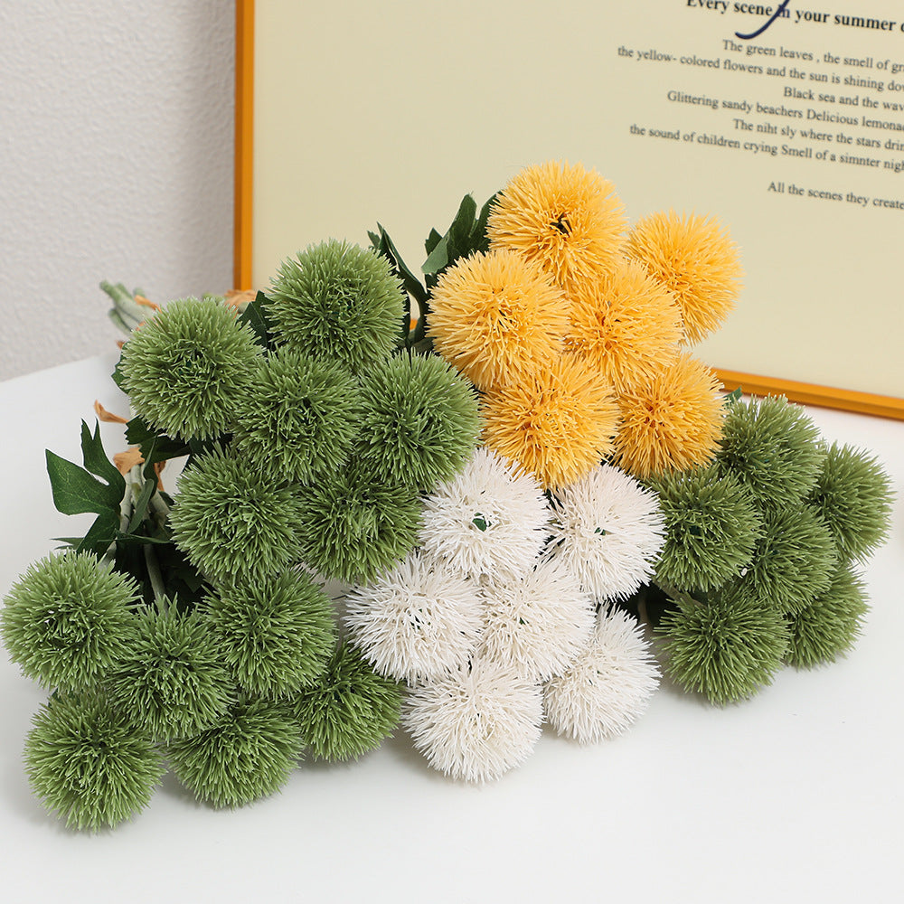 Dekorative Kunstblumen Karnz