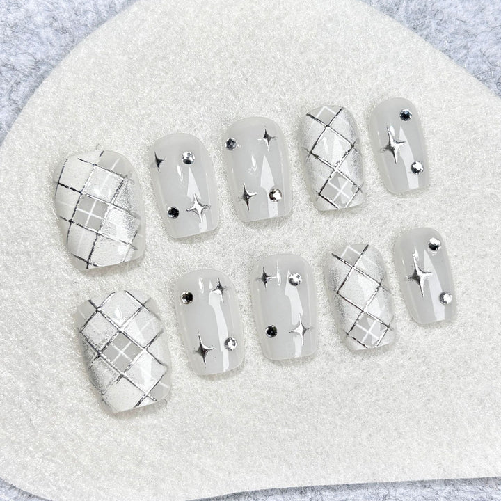 Elegantes dekoratives Press-On-Nagelset 1790745582