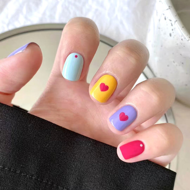 Künstlerisches Herz-Muster Nagelkunst Set