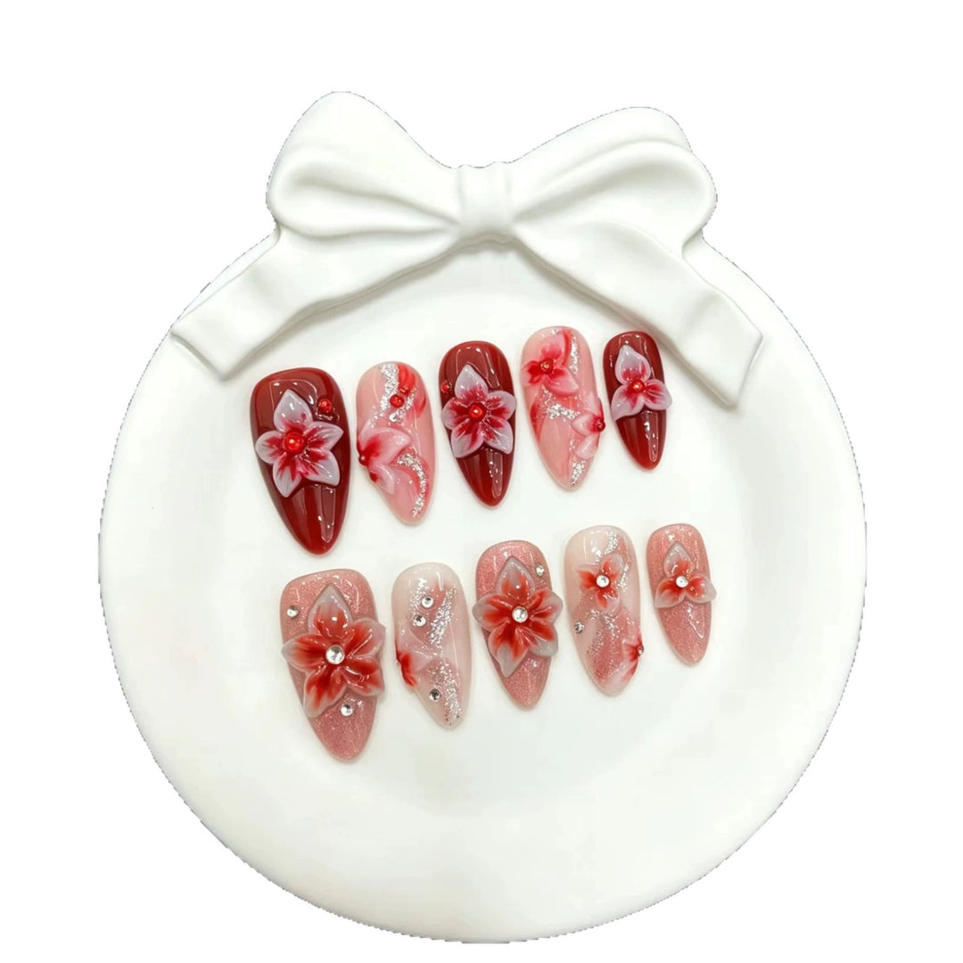 Floral Design Press-On Nail Art Set mit 3D Blumenakzenten