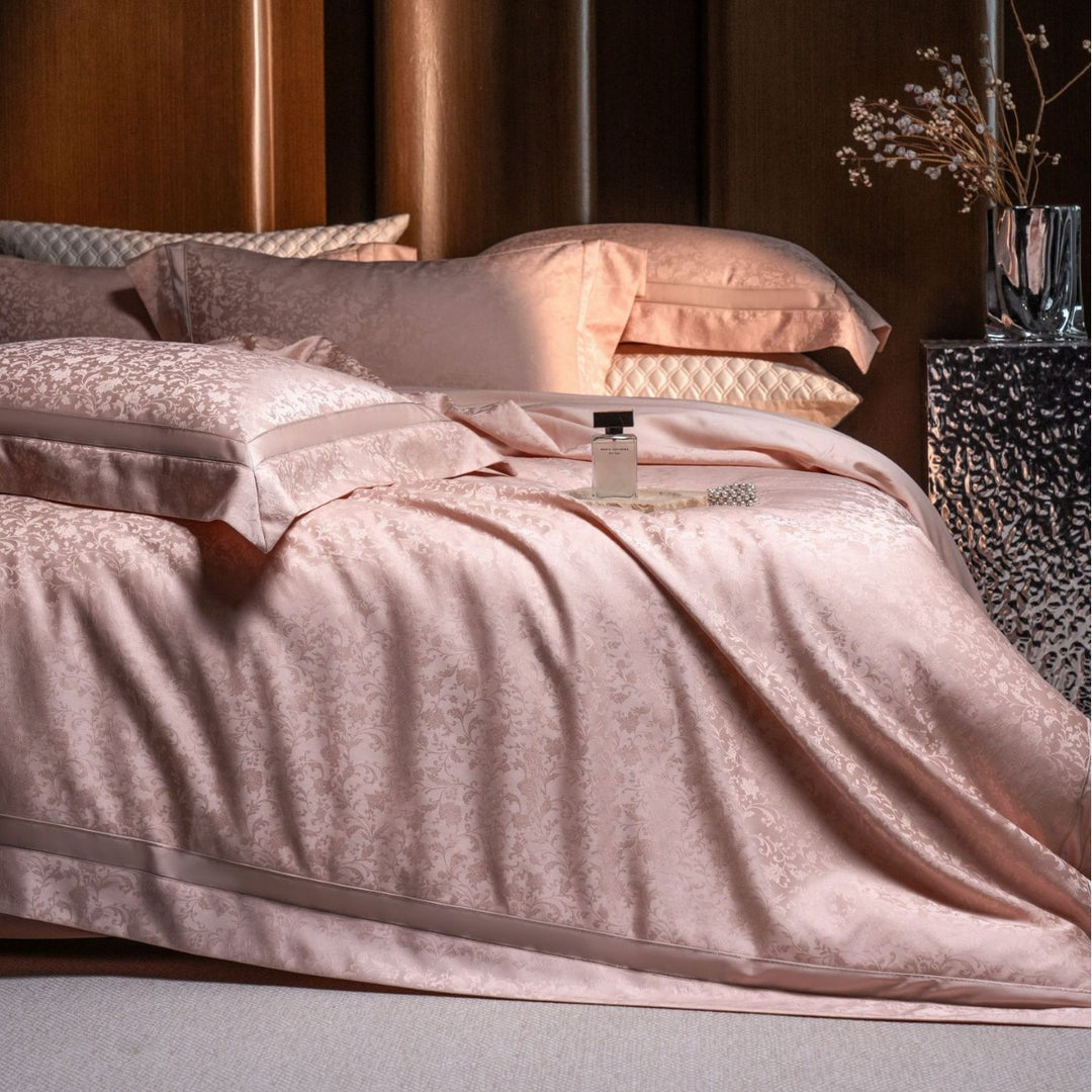 Luxuriöse Satin-Jacquard Bettwäsche-Garnitur mit feinem Damast-Ornament und Oxford-Kissen