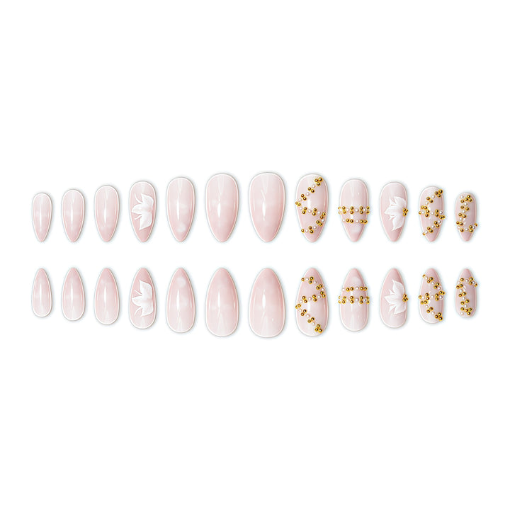 Elegante 3D Blumen Nagelkunst Design Karnz