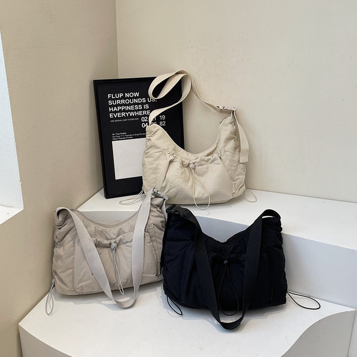 Gepolsterte Sling-Schultertasche Karnz