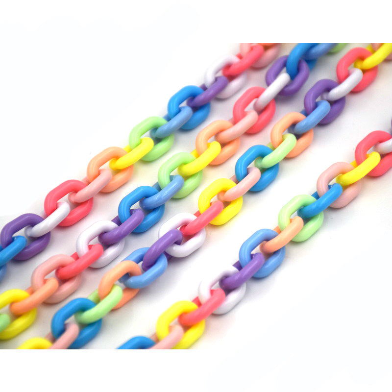 Stylische Acrylkette Karnz