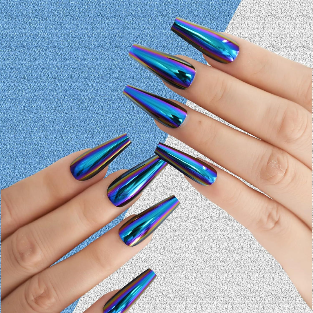 Kunstnagelspitzen mit holographischem Glanz Karnz