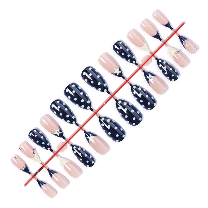 Kreatives Polka Dots Press-On Nails Set Karnz