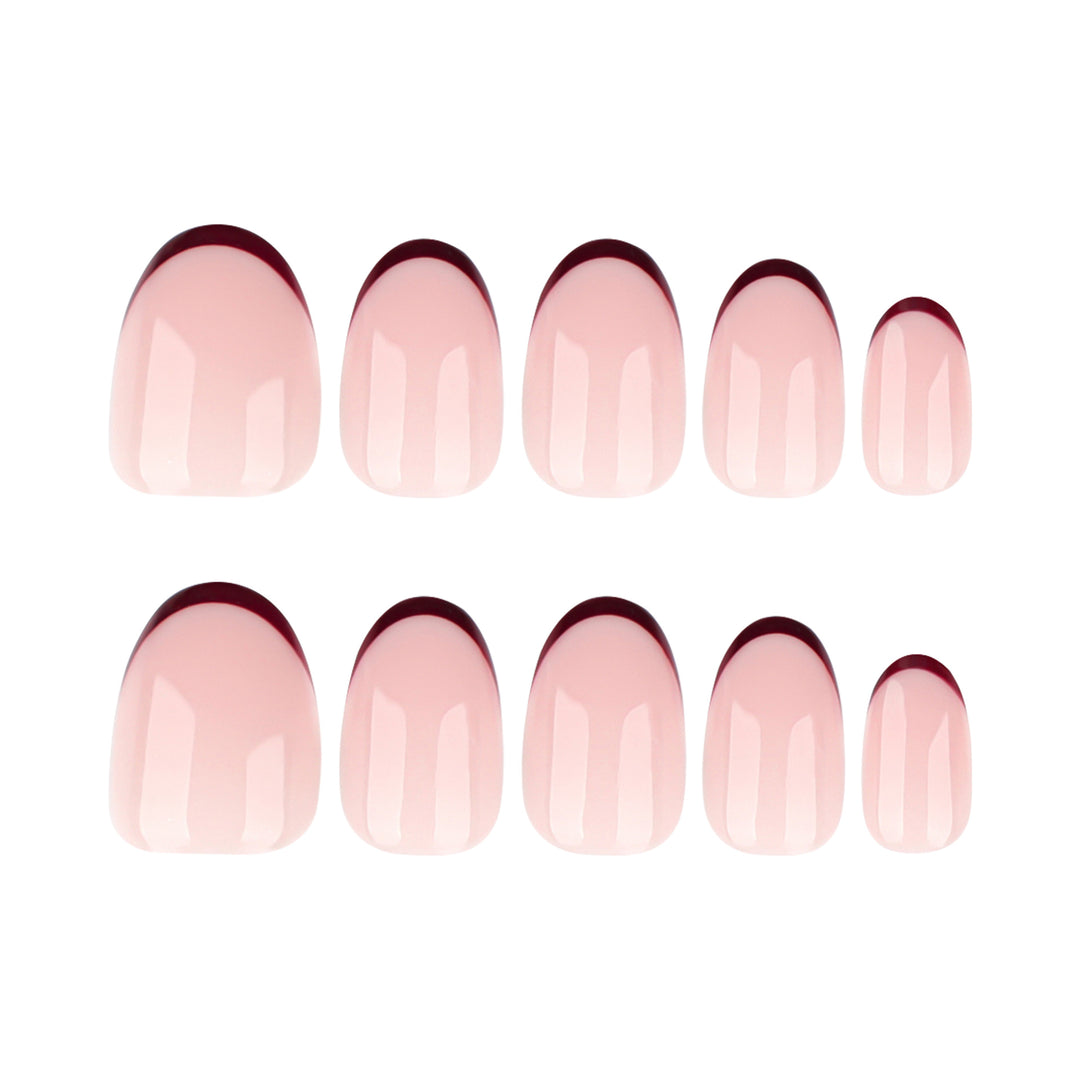 Elegante Nagelkunst mit Farbverlauf und Glossy-Finish Karnz