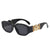 Damen modische Sonnenbrille mit eleganten Akzenten Karnz