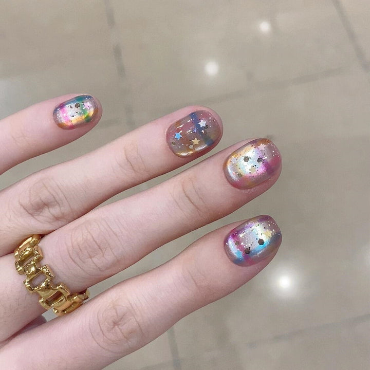 Glamouröse Kunstnägel mit Multifunktionalem Design Karnz