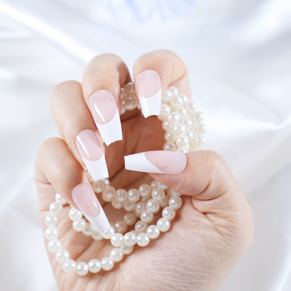 Professionelle Nagelpflege Karnz