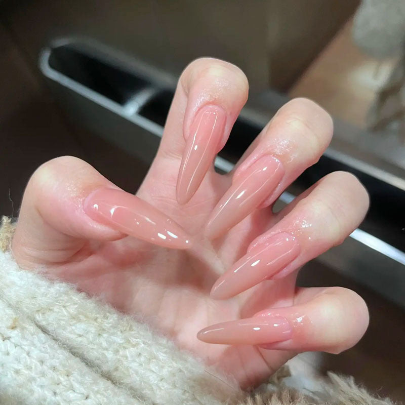 Dekorative Nagelkunst Karnz