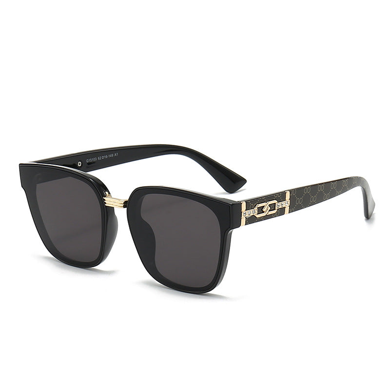 Damen Designer-Sonnenbrille mit luxuriösem Rahmen und angesagtem Schmuckdetail Karnz