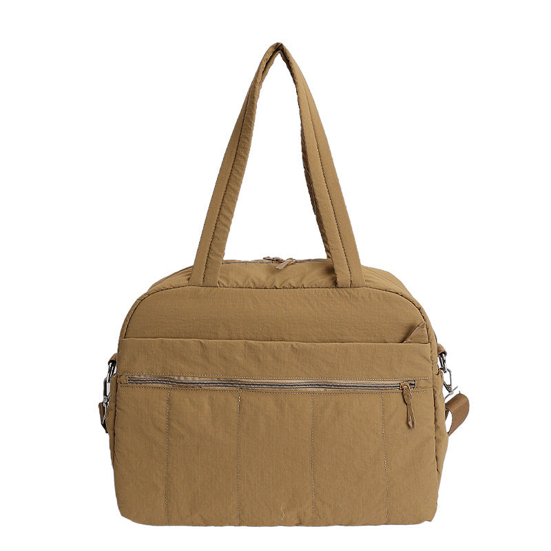 Isolierte Reisetasche