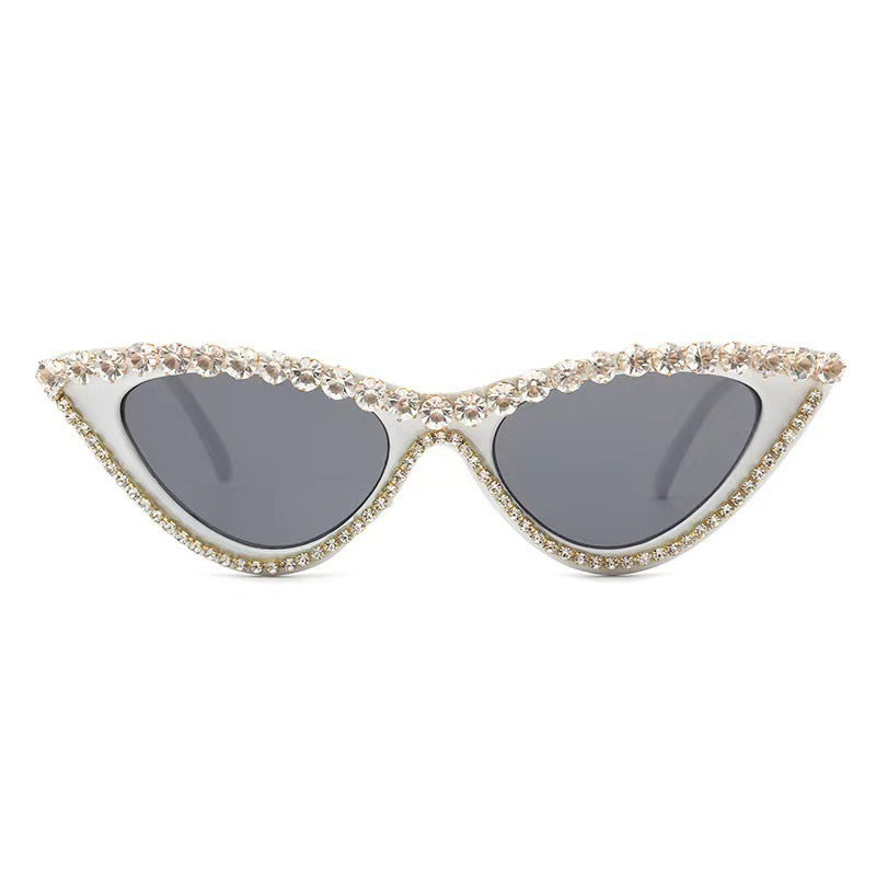 Damen Glamouröse Katzenaugen Sonnenbrille mit Strassbesatz Karnz