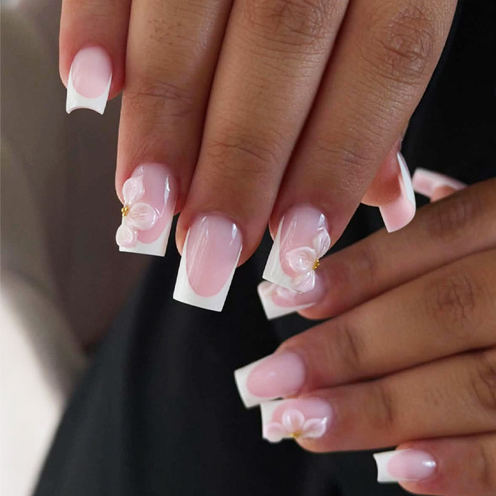 Hochwertiges französisches Press-On-Nail-Set Karnz