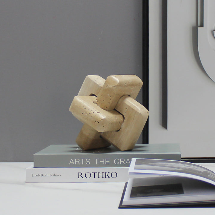 Künstlerische dekorative Steinskulptur