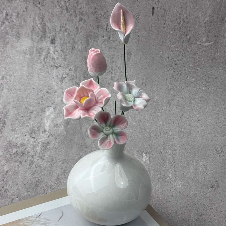 Elegante florale dekorative Vase