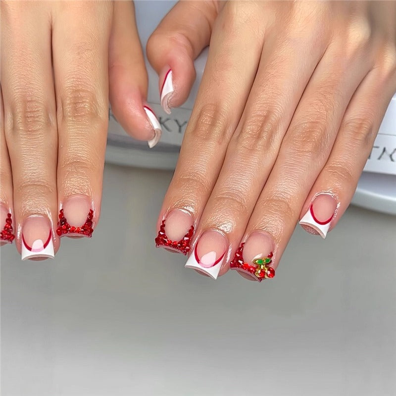 Dekorative Press-On Nagelkunst Karnz