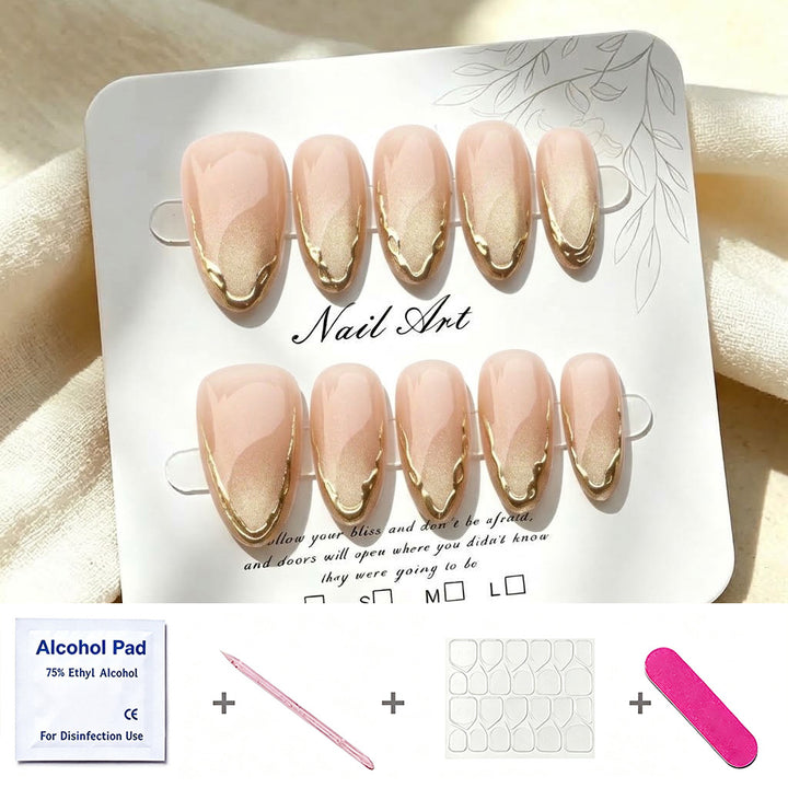 Elegantes Press-On-Nagel-Set mit goldenen Akzenten