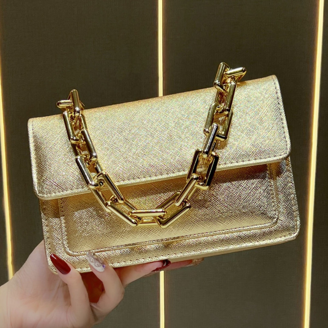 Elegante Handtasche mit Kettengriff