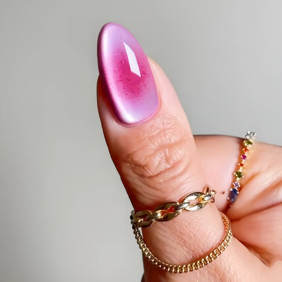 Glänzendes Ombre Stiletto Press-On Nägel Set Karnz