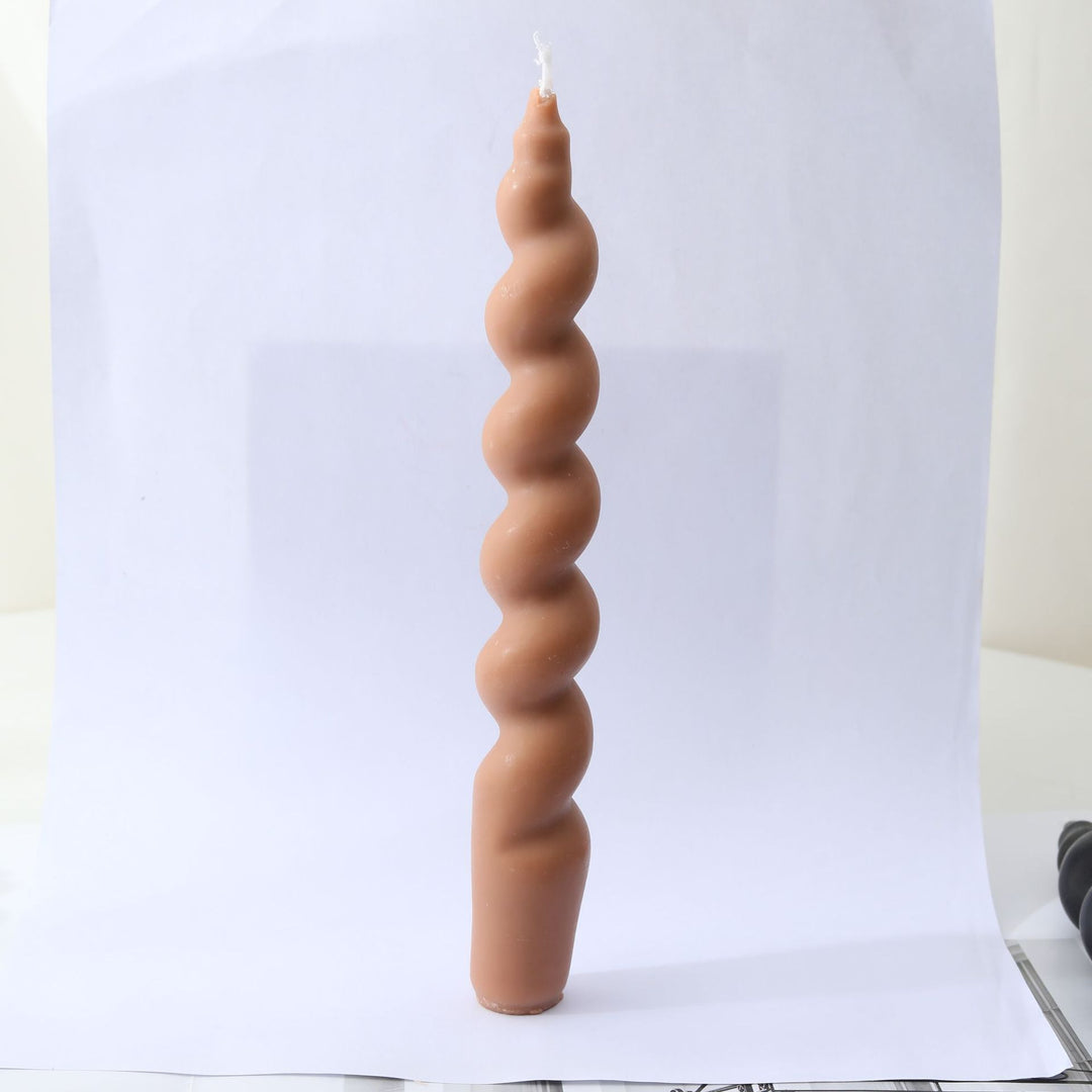 Dekorative gedrehte Spiralspitzkerze
