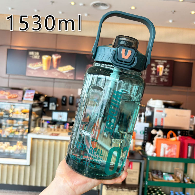 Damen große Wasserflasche mit integriertem Strohhalm und Tragegriff Karnz
