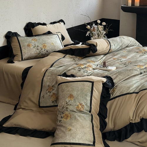 Luxuriös floral bestickte Rüsch Bettbezug Set