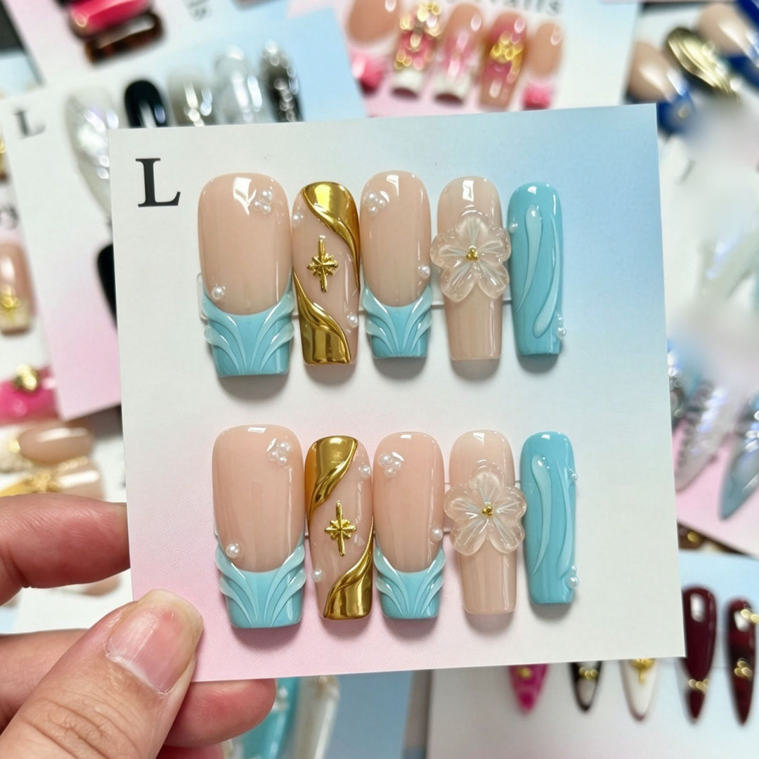 Künstlerisches Floral Press-On Nagelset 1791774397