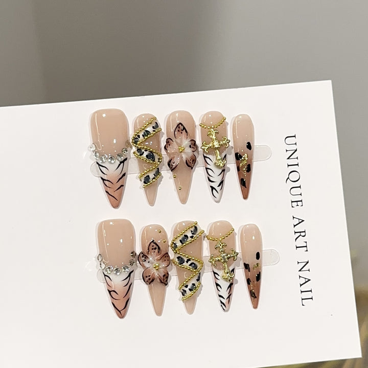 Press-On Nagelkunst