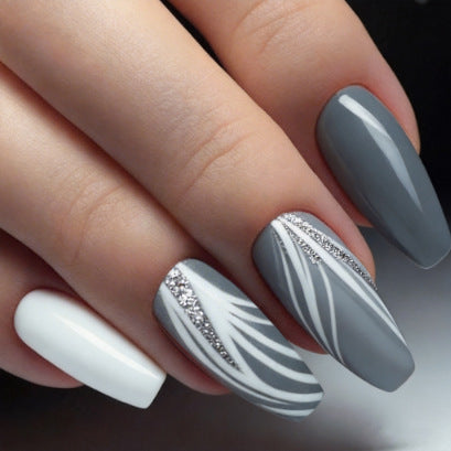Glänzendes Stiletto Press-On Nagelset mit glitzerndem Design Karnz
