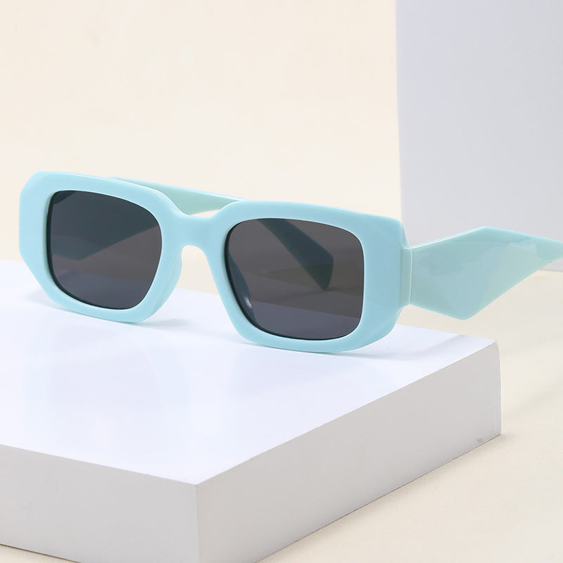 Damen modische oversized Sonnenbrille im angesagten Rechteck-Design Karnz