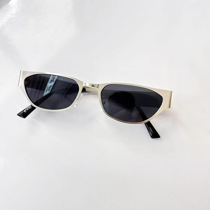 Modische Sonnenbrille mit Elegantem Design Karnz