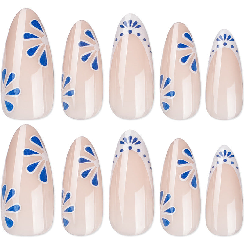 Dekoratives Blumiges Press-On Nagelset