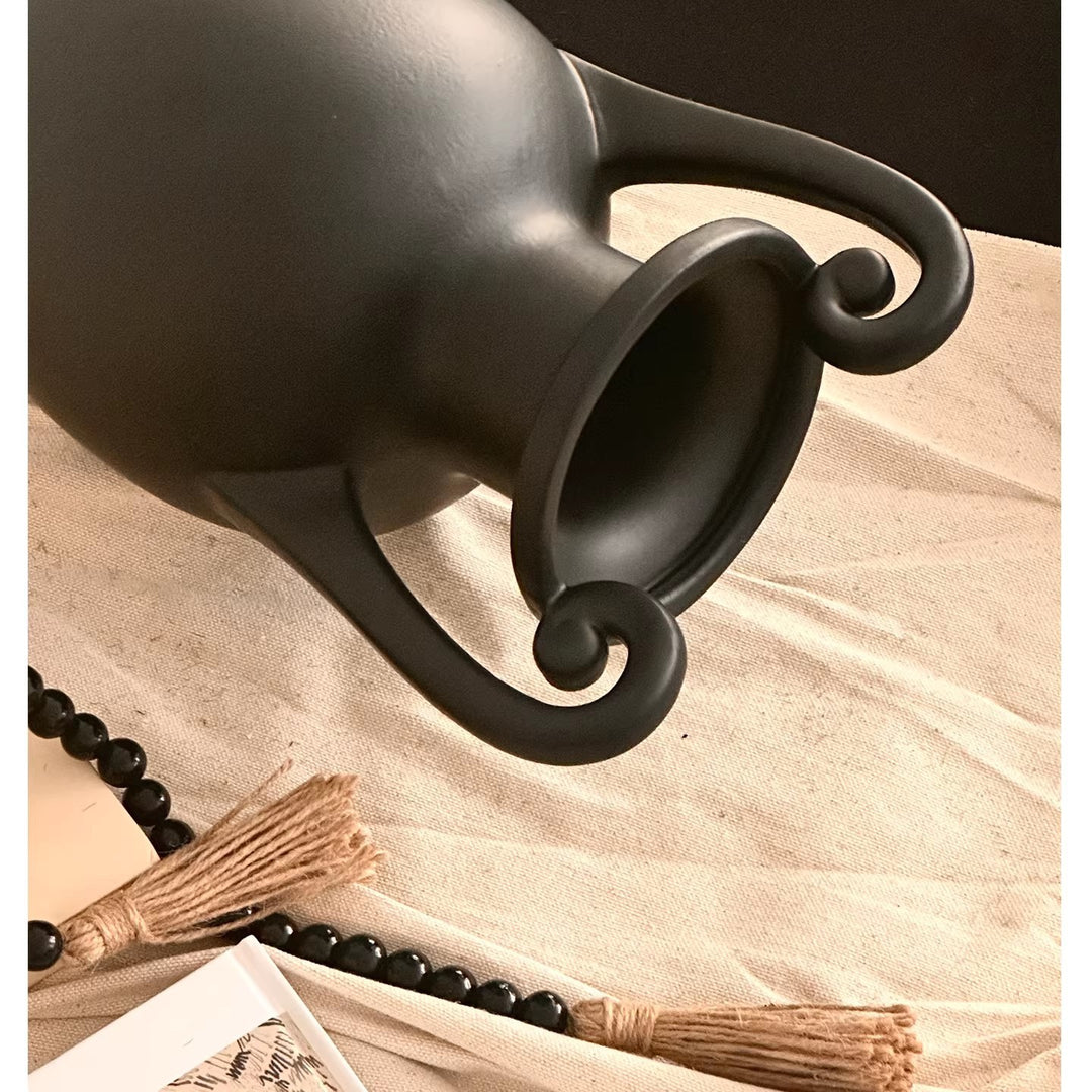 Elegante dekorative matte schwarze Keramikwanne