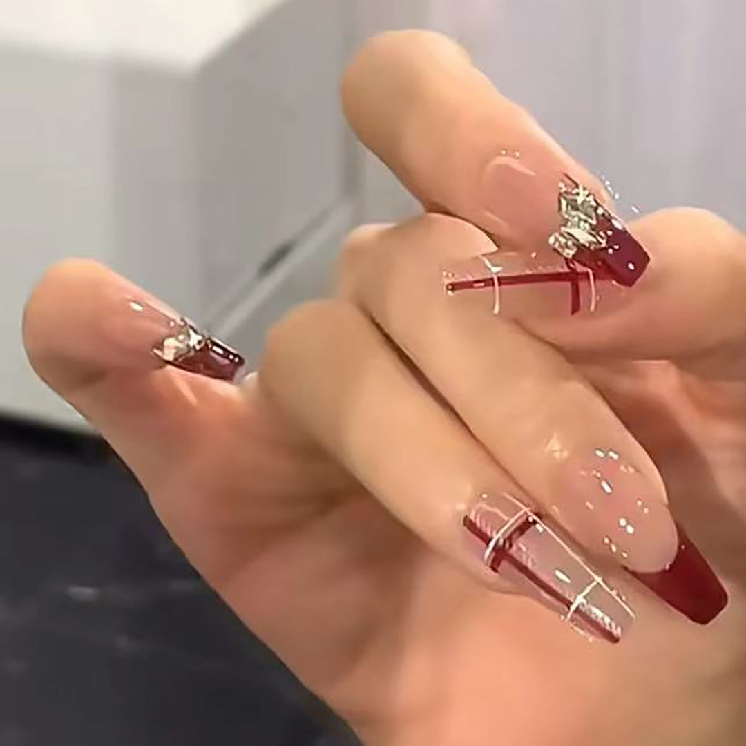 Dekorative Press-On Nägel mit Rhinestone und geometrischem Design Karnz