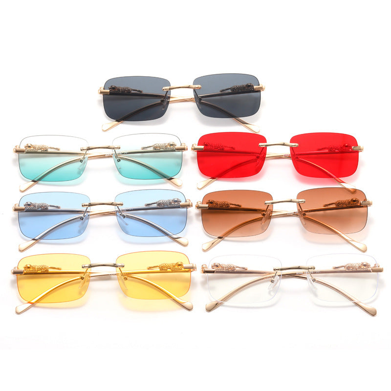 Damen Designer-Sonnenbrille mit feinem Metallrahmen und luxuriösen Details Karnz