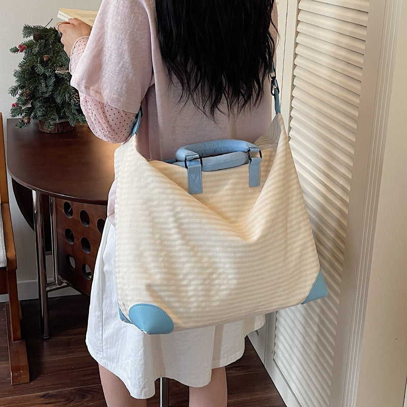 Stylische Handgepäck Reisetasche