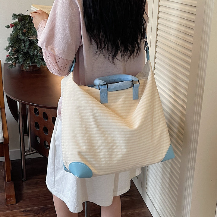 Stylische Handgepäck Reisetasche