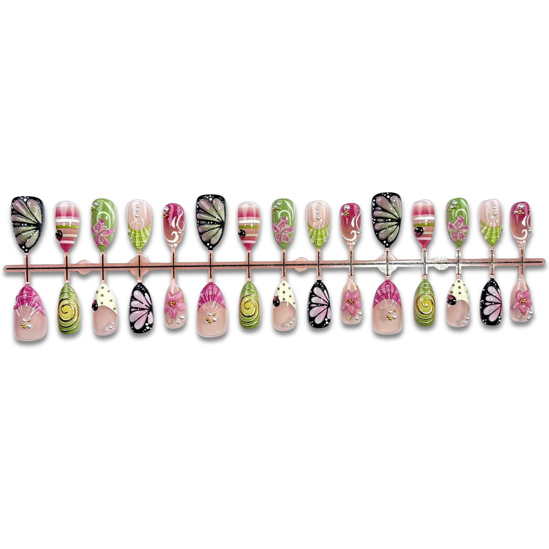 Dekorative Kunstvolle Press-On Nagelset