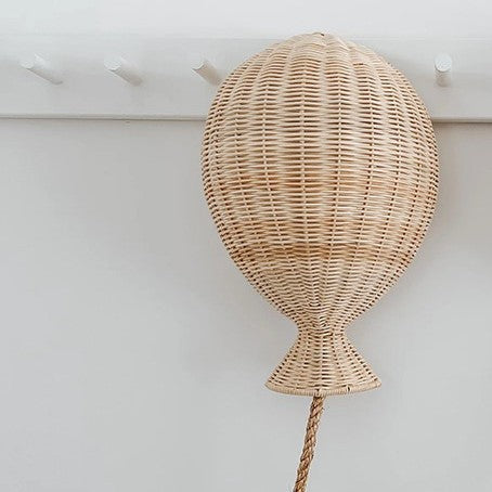Dekorativer Wandschmuck in Form eines Heißluftballons Karnz