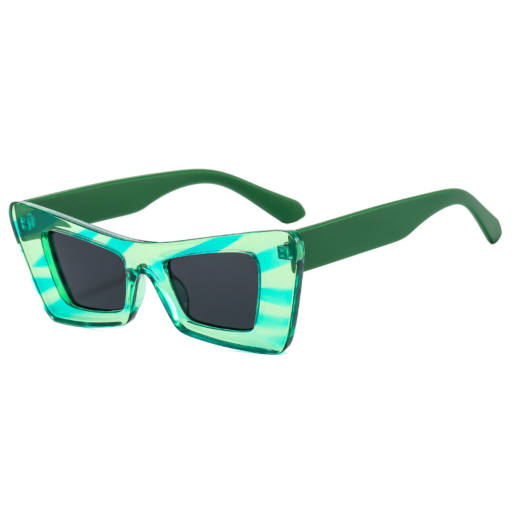 Damen auffällige Designer-Sonnenbrille mit modernem Prisma-Rahmen Karnz