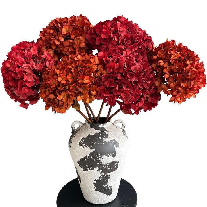 Exquisites Kunstblumenarrangement mit Hortensien