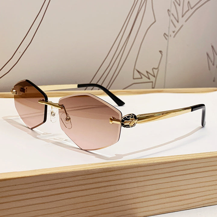 Damen Designer Sonnenbrille mit hexagonalem Rahmen und goldenen Akzenten Karnz